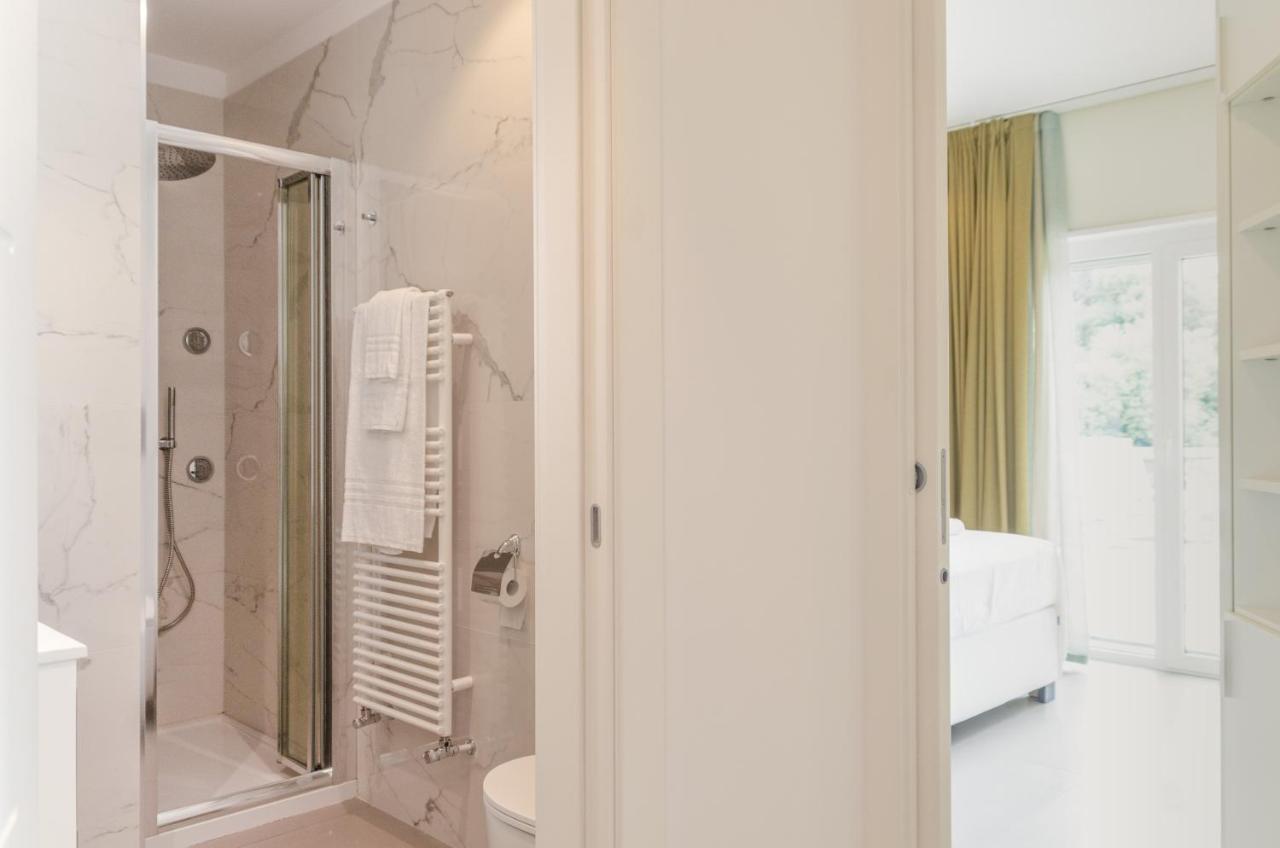 Апартаменти Apulialux Seaview Prestige Apt / Jacuzzi + Parking Поліньяно-а-Маре Екстер'єр фото