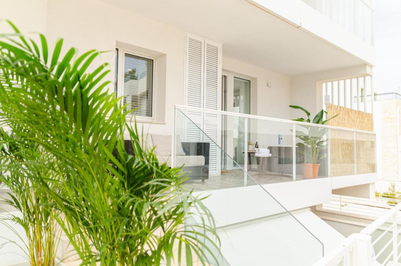 Апартаменти Apulialux Seaview Prestige Apt / Jacuzzi + Parking Поліньяно-а-Маре Екстер'єр фото