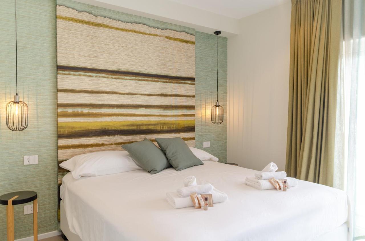 Апартаменти Apulialux Seaview Prestige Apt / Jacuzzi + Parking Поліньяно-а-Маре Екстер'єр фото
