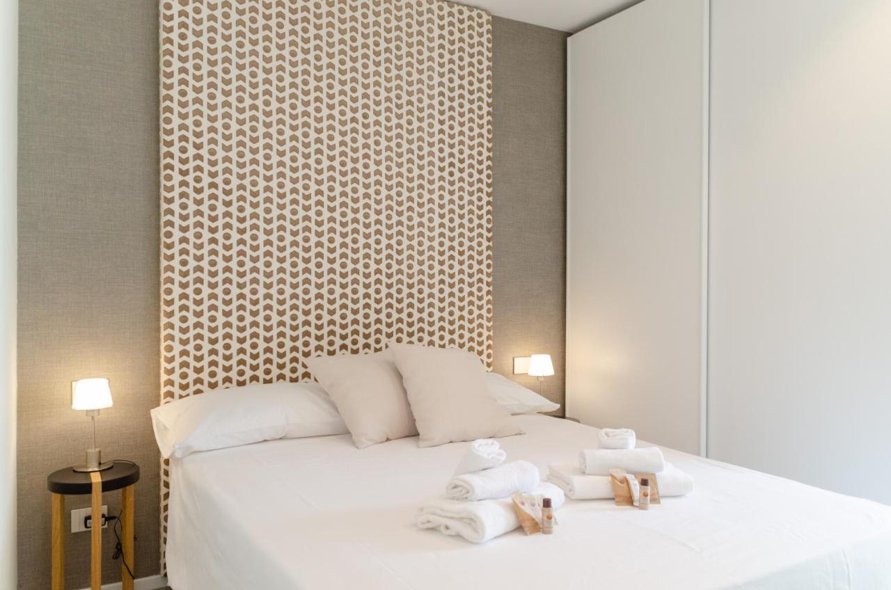 Апартаменти Apulialux Seaview Prestige Apt / Jacuzzi + Parking Поліньяно-а-Маре Екстер'єр фото